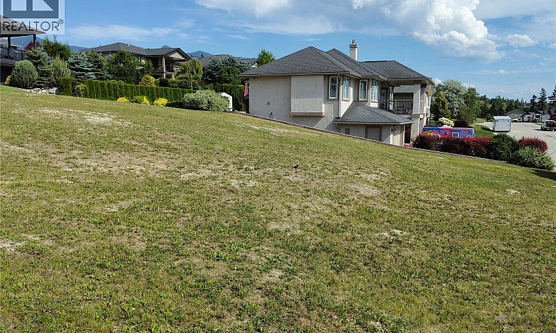 1002 Selkirk Drive C...