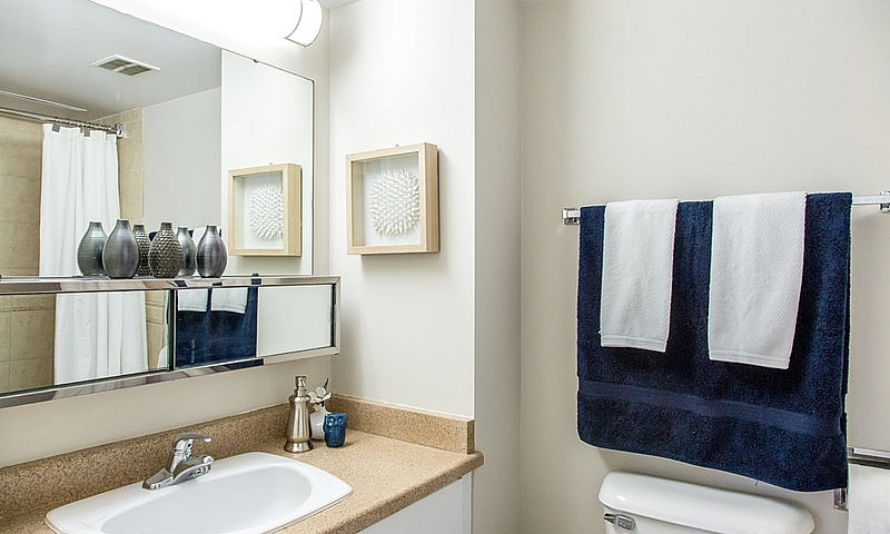 Great Bachelor Suite...
