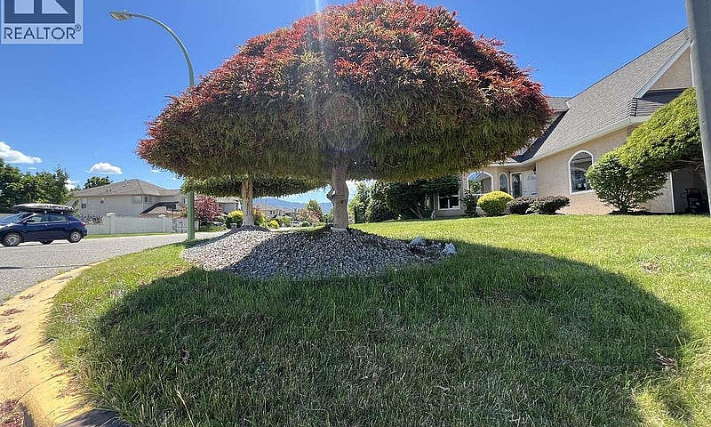 877 Springside Court...