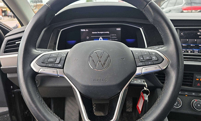 2023 Volkswagen Jett...