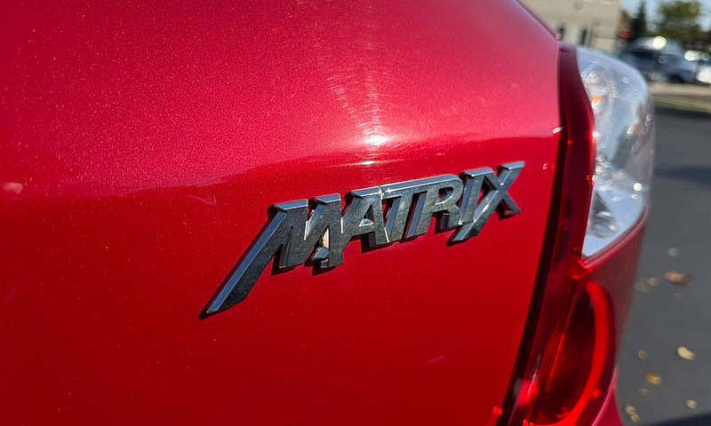 2014 Toyota Matrix 4...