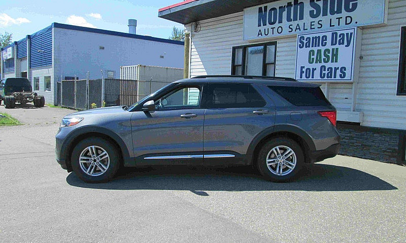 2022 Ford Explorer X...
