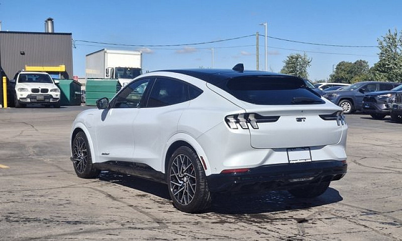 2022 Ford Mustang Ma...