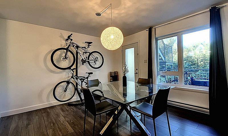 212 000$ - Condo À V...
