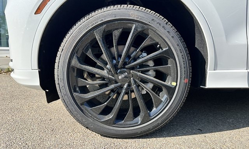 2027 Lincoln Aviator...