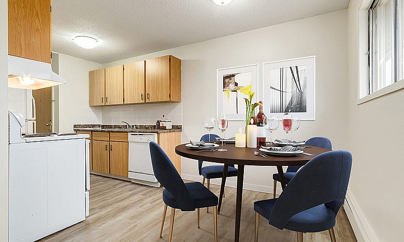 Modern Apartments Wi...