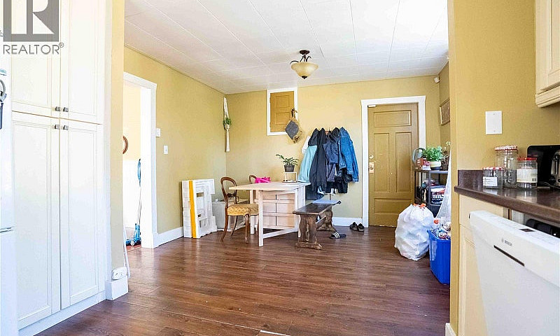 2329 Dowler Pl Victo...
