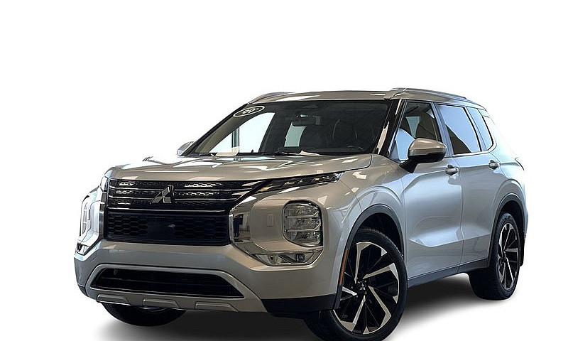 2023 Mitsubishi Outl...