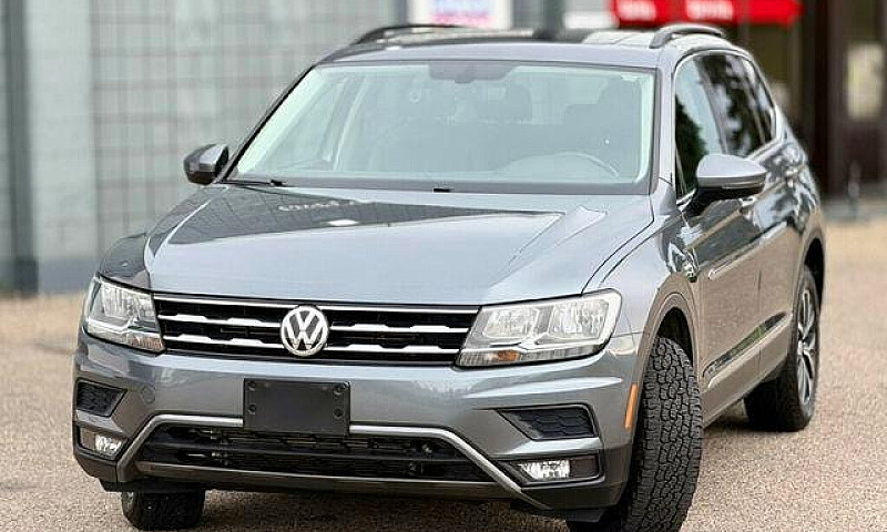 2018 Volkswagen Tigu...