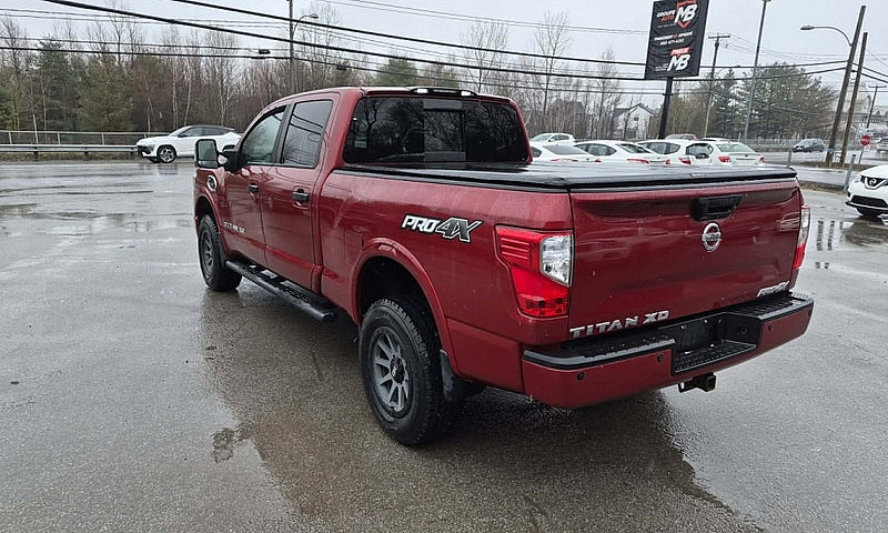 2016 Nissan Titan Xd...