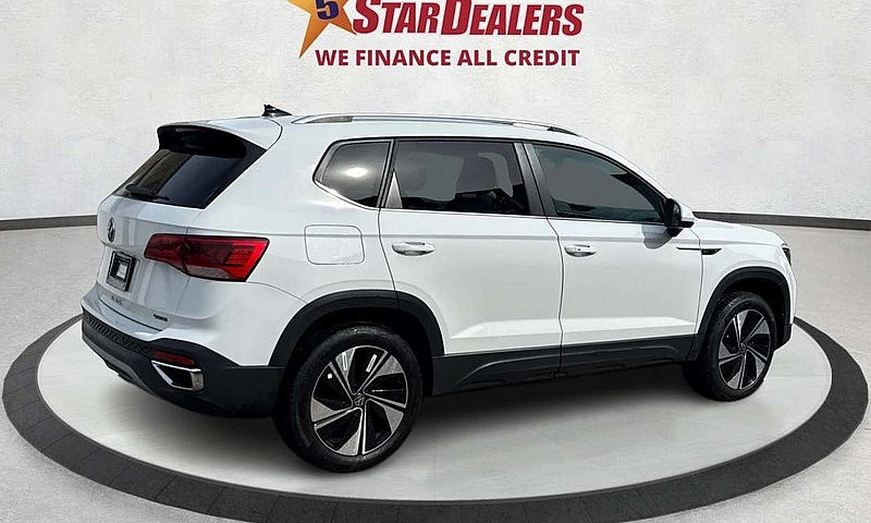 2024 Volkswagen Taos...