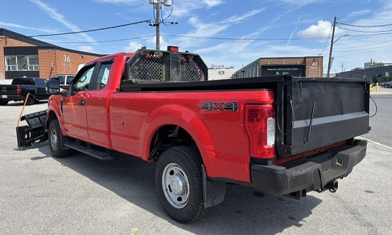 2017 Ford Super Duty...