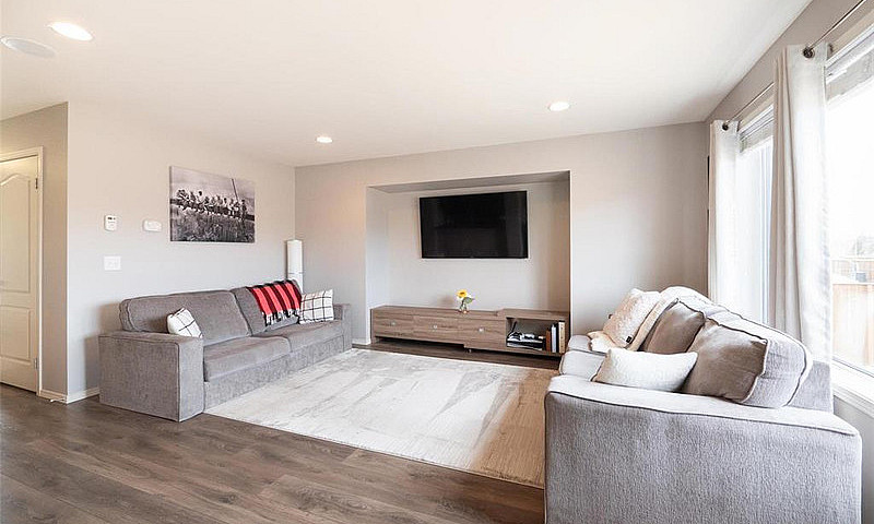 3-Bedroom House In C...