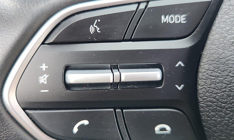 2020 Hyundai Santa F...