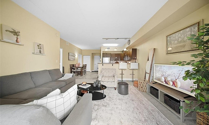 404 100 Creek Bend R...