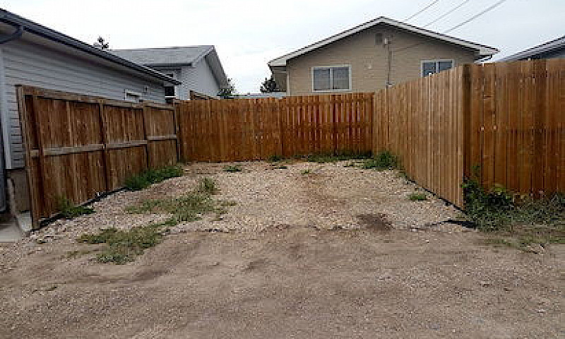 Like New 2 Br In Mar...