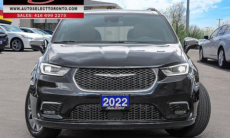 2022 Chrysler Pacifi...
