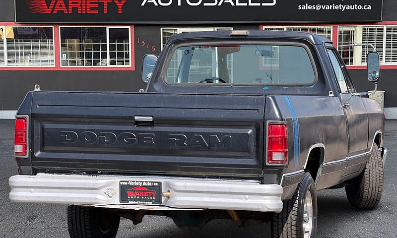 1989 Dodge D-Series ...