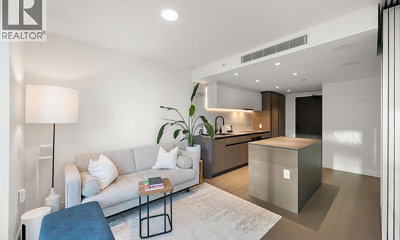 1404 620 Cardero Str...