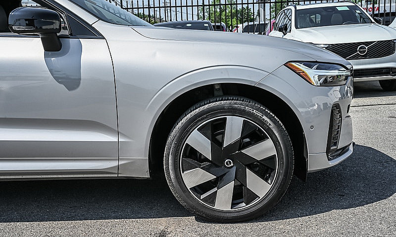 2024 Volvo Xc60...