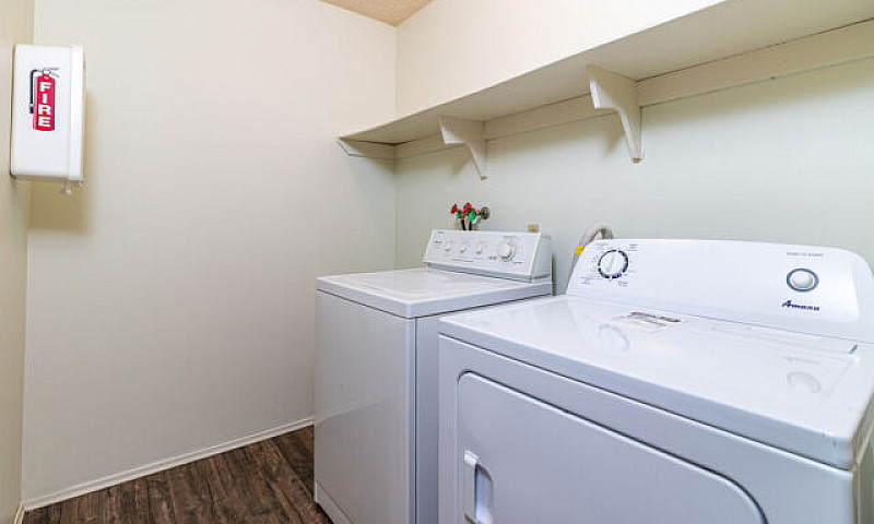204 16Th St- 1 Bedro...