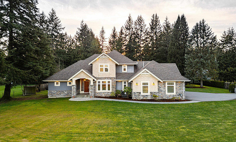 23660 52 Avenue Lang...