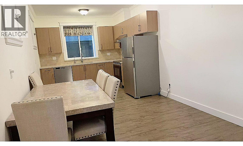 Ensuite 5335 Irving ...
