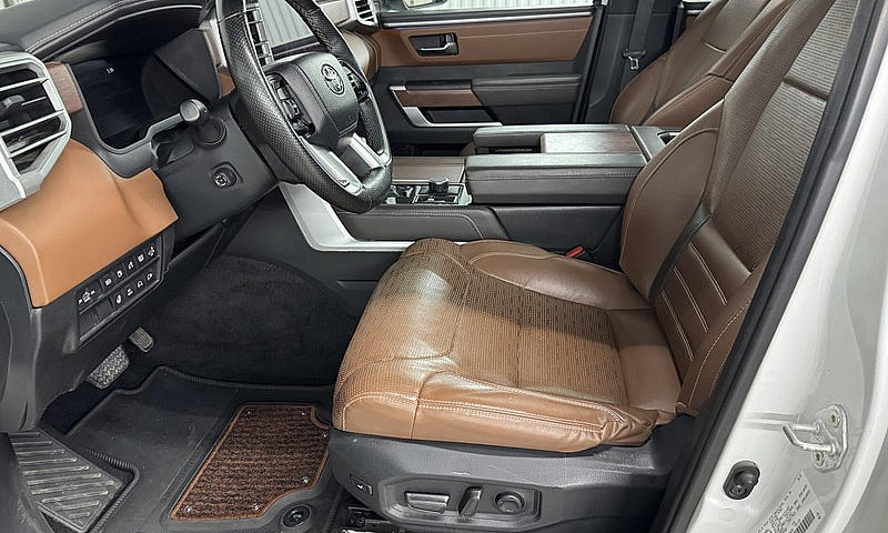 Toyota Tundra Hybrid...