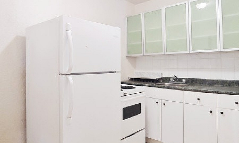 1 Bedroom/Apartment/...