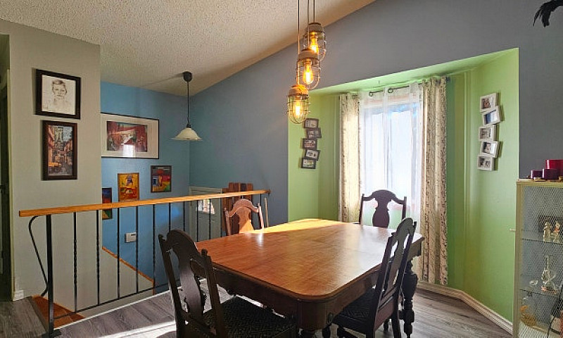 Great 3 Bedroom Hous...