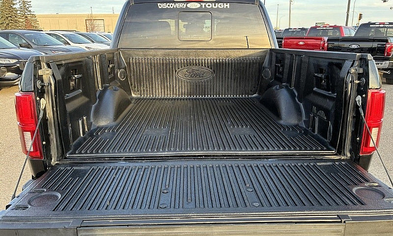 Ford F-150 Lariat 20...