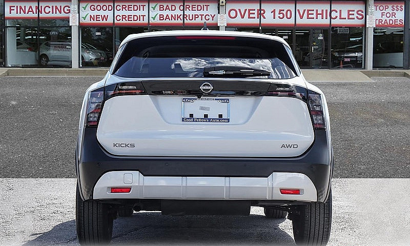 2026 Nissan Kicks Sv...