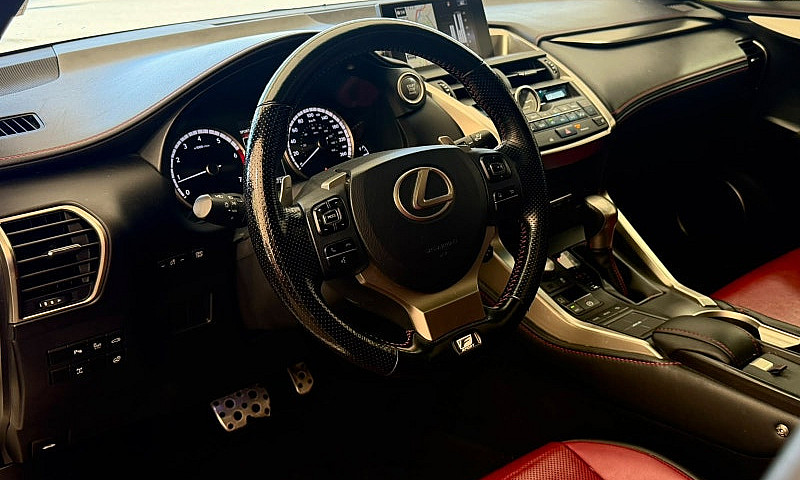 2017 Lexus Nx 200T...