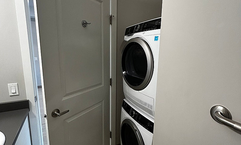One Bedroom Apartmen...