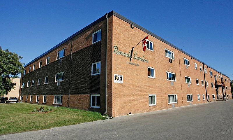 St. Vital - One-Bedr...