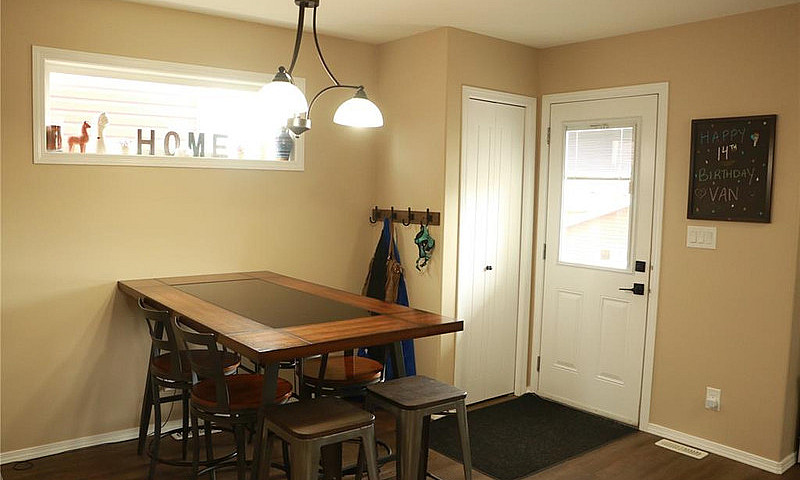 3 Beds 2.5 Baths - H...