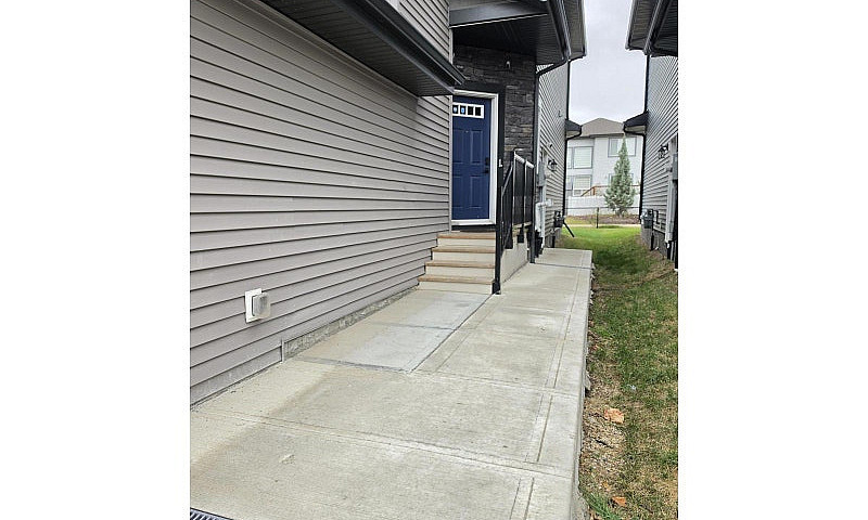 16228 19 Ave Sw Edmo...