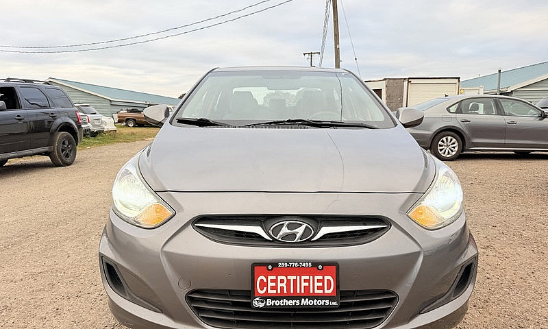 2014 Hyundai Accent ...