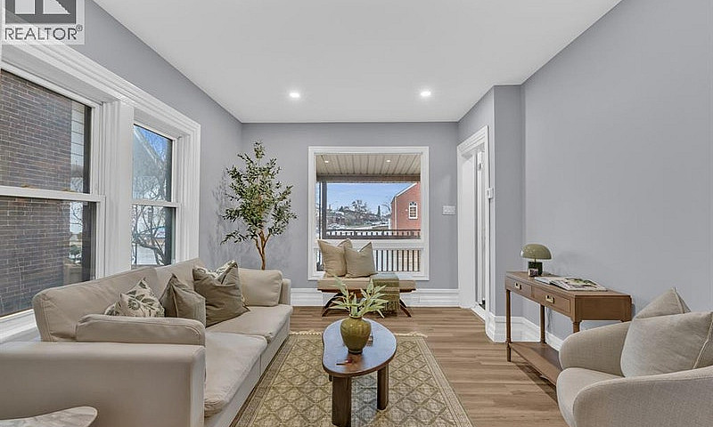 2177-2181 Howard Ave...