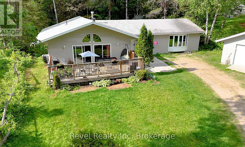36 Tebby Boulevard S...