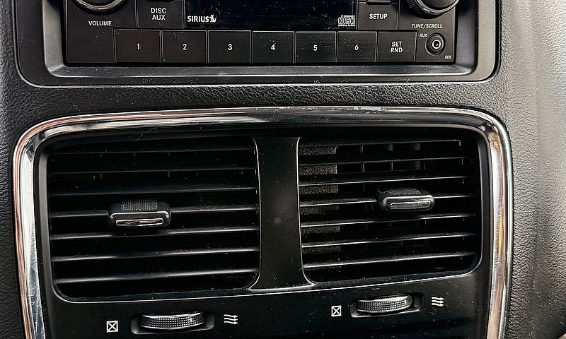 2016 Dodge Grand Car...