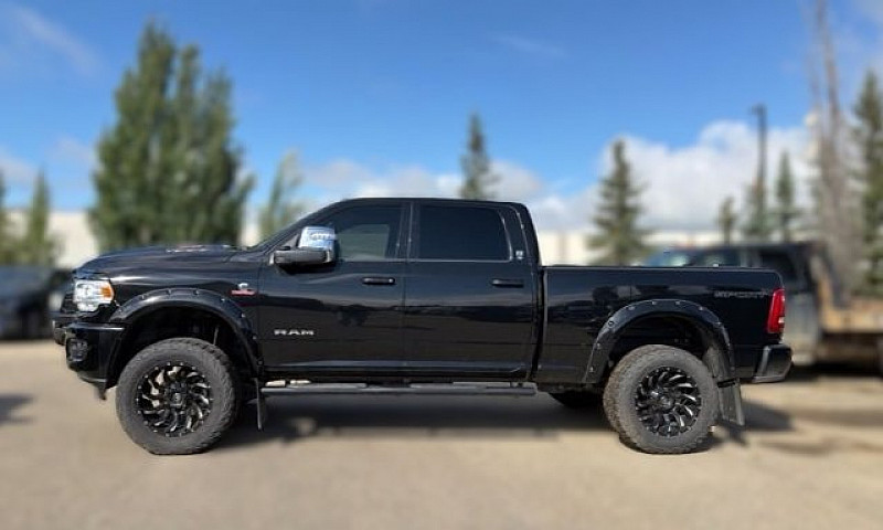 2024 Ram 2500 Larami...