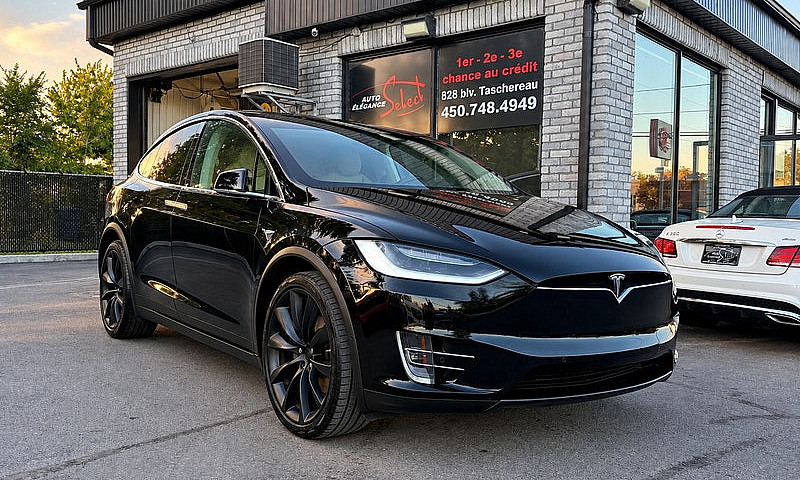 2017 Tesla Model X 9...
