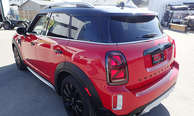2021 Mini Countryman...