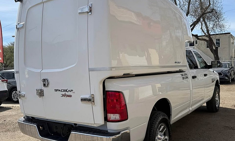 2018 Ram 3500 4X4 Cr...