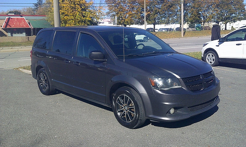 2017 Dodge Grand Car...