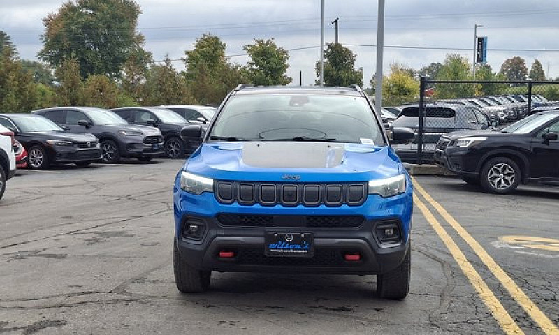 2022 Jeep Compass Tr...
