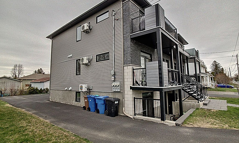 849 000$ - Triplex À...