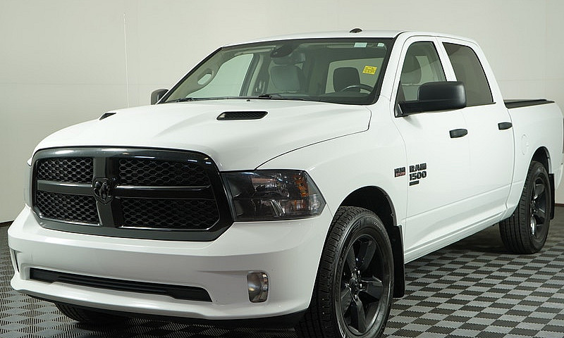 2023 Ram 1500 Classi...