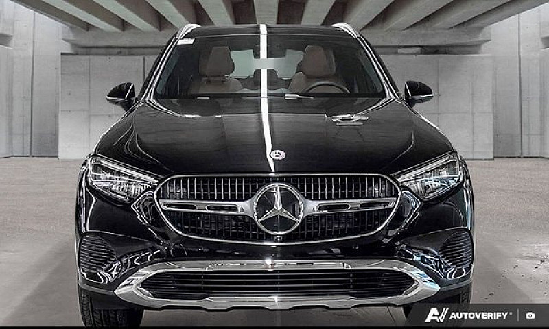 2027 Mercedes-Benz G...